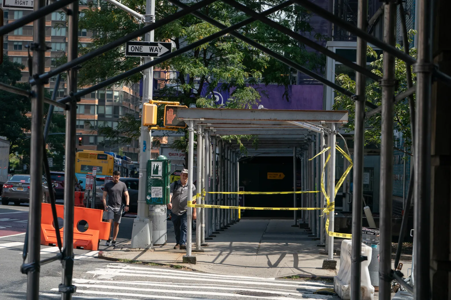 In NY Daily News: Removing street scaffolding helps fight crime